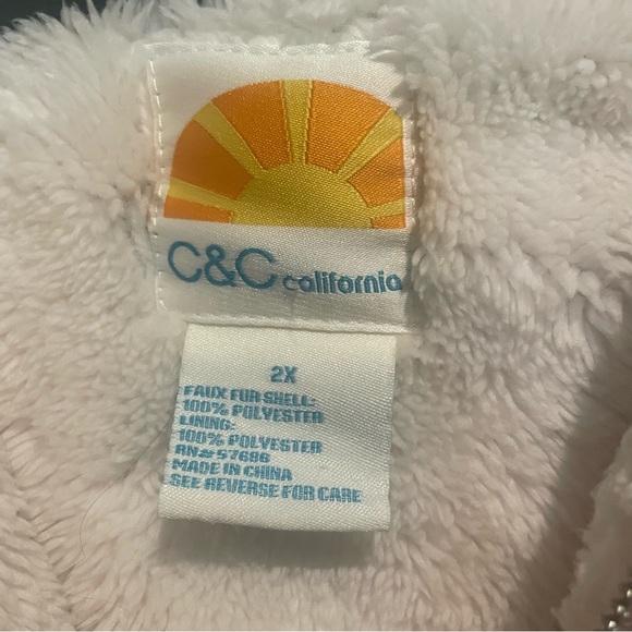 C&C California Pink Sherpa Jacket size 2XL - Picture 3 of 8